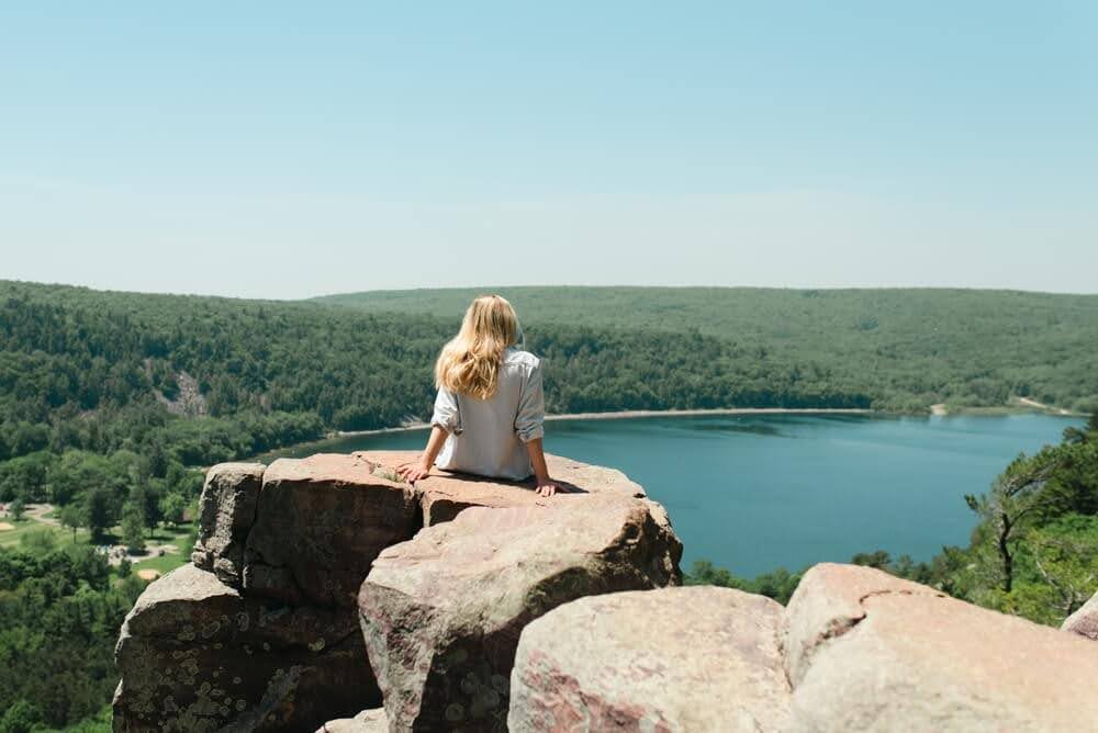 Featured image for “Explore Wisconsin Dells Hiking Trails on a Spring Break Escape”