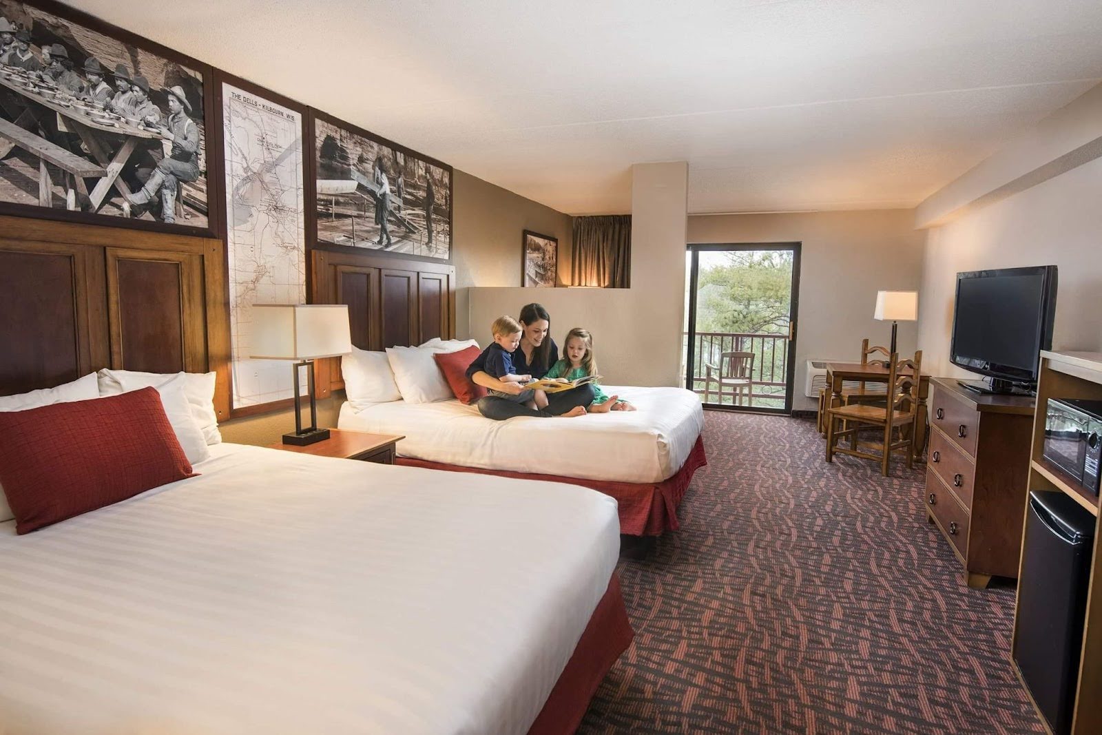Featured image for “Let Our Wisconsin Dells Family Packages Help Plan Your Vacation”